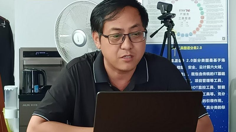 上海桌面运维招聘：五险一金，企业如何打造高效团队？**